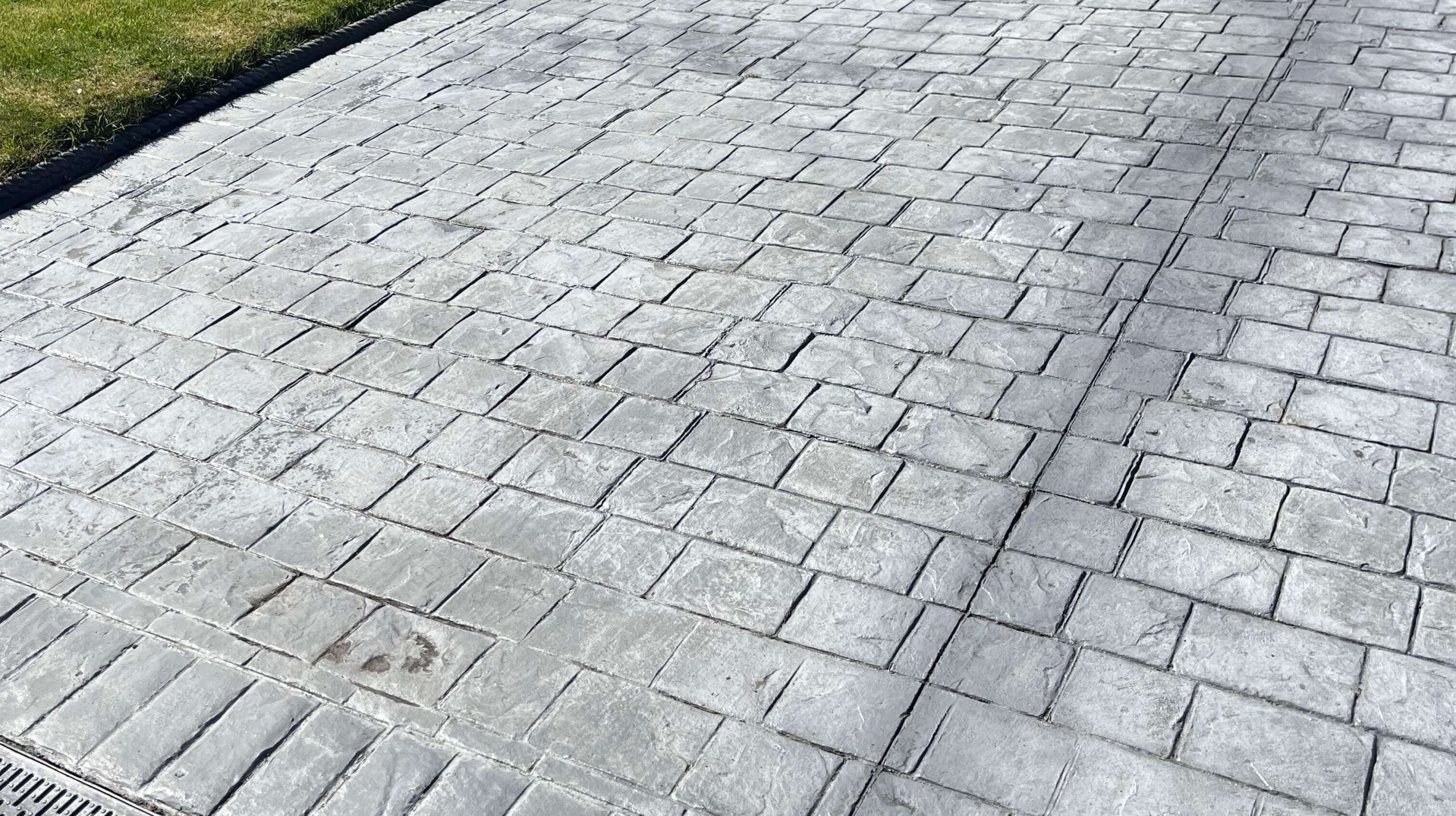 Pattern Imprinted Concrete Driveway InstallersCrayford DA1